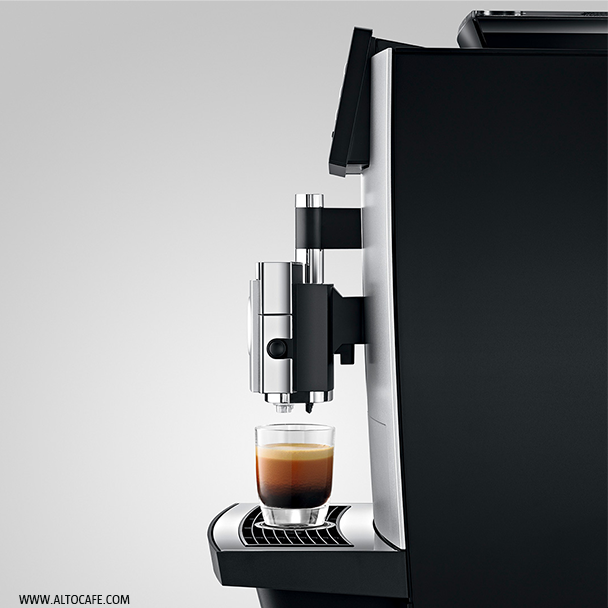 machine-automatique-a-cafe-jura-x8-alto-cafe-pour-bureau-profil